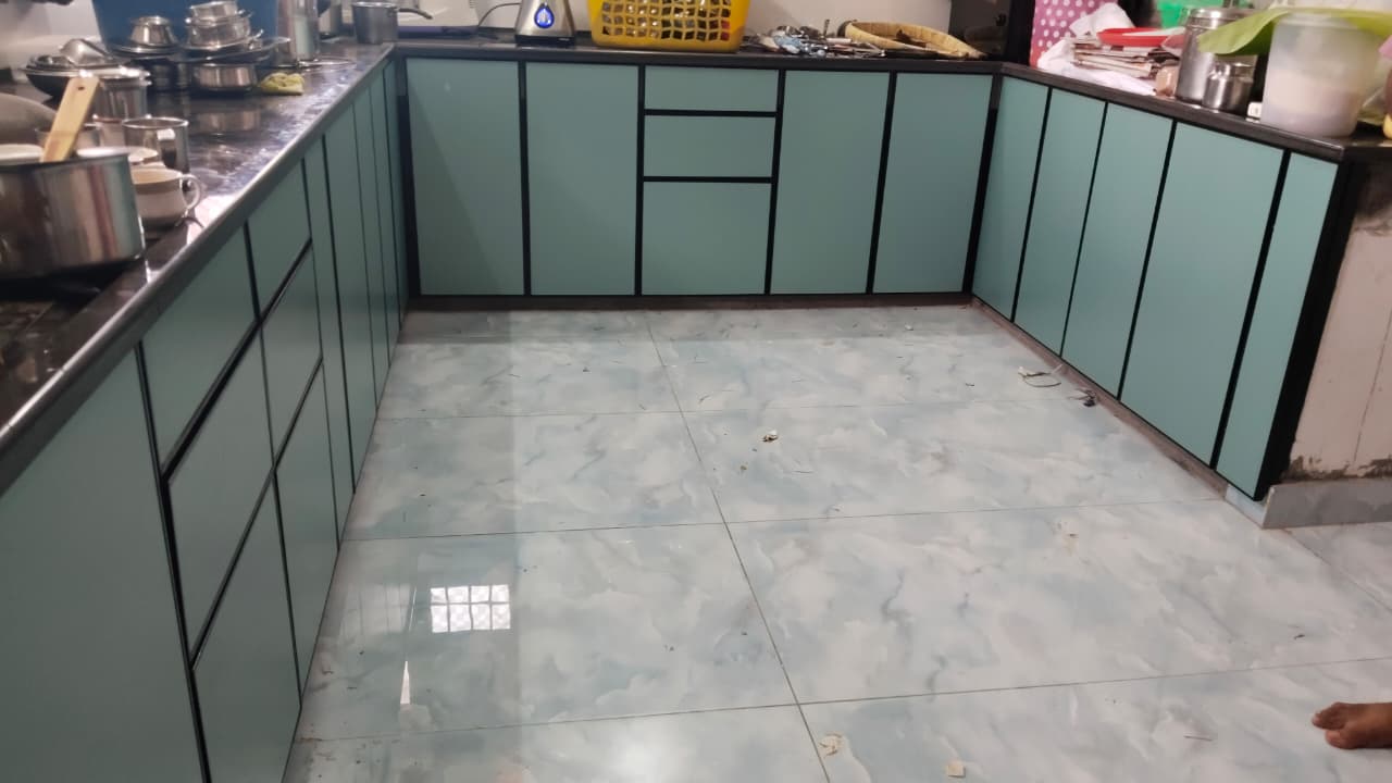 Aluminium Cupboard